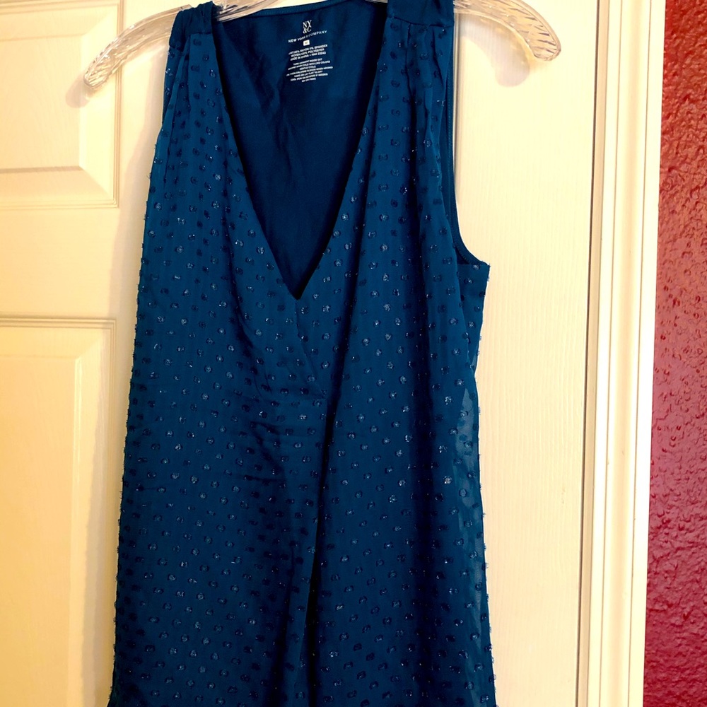 Cute short sleeve V Neck top